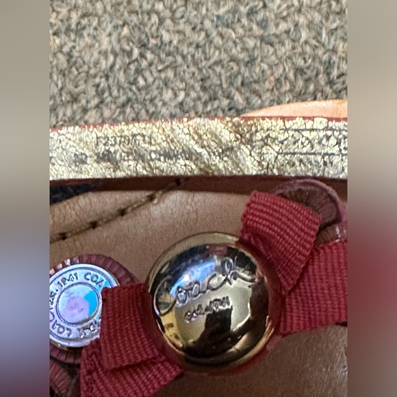 COACH Oceanna Size 7 Petel Coral Studded Metallic Flat Thong Flip Flop Sandals - Picture 16 of 16